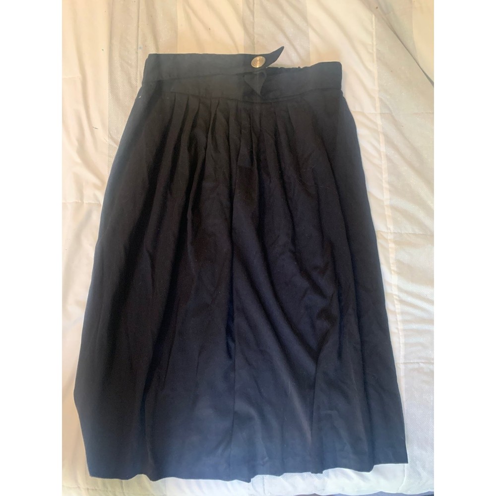 Vintage | Classic Expressions | Black Skirt | Gold Button | Size 22W